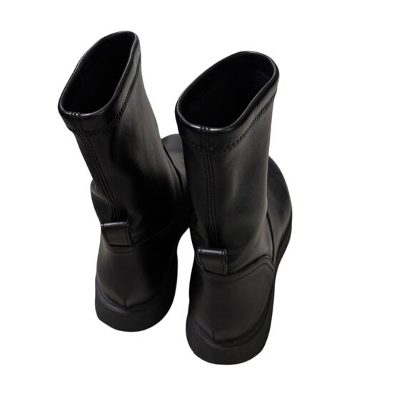 Coach And Four Leather Kaity Bootie Black Size 7.5 - Picture 2 of 6